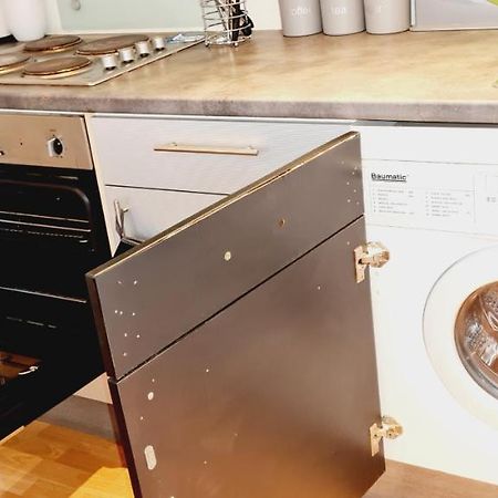 Exquisite One Bedroom Apartment In The Heart Of Sheffield City Centre Екстериор снимка