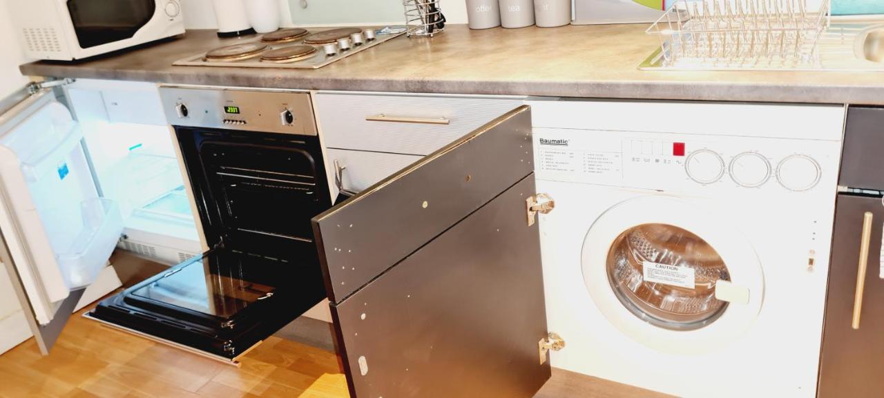 Exquisite One Bedroom Apartment In The Heart Of Sheffield City Centre Екстериор снимка